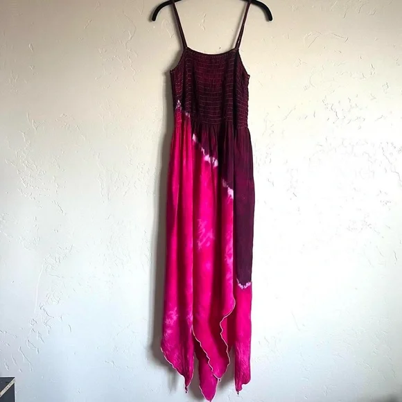 Peaceful People pink, white, & purple tie-dye flowy handkerchief hem boho dress - Picture 4 of 8
